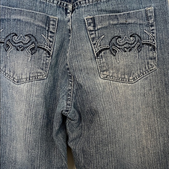 Women’s Brooklyn Xpress Blue Denim Jeans (20 but more like 8) - Picture 6 of 9
